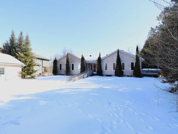 7709 Smith BLVD,  Georgina,  ON L0E 1N0