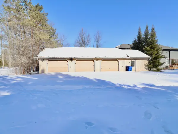 7709 Smith BLVD, Georgina, ON L0E 1N0