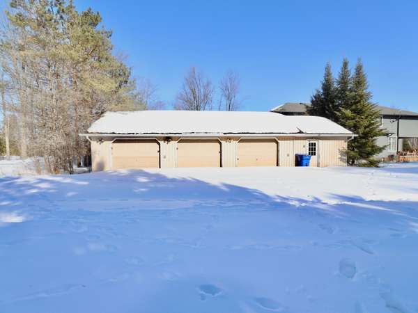 7709 Smith BLVD, Georgina, ON L0E 1N0