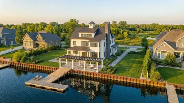 47 Dock LN, Tay, ON L0K 1R0