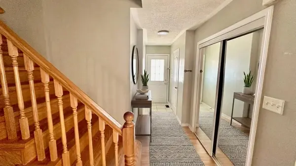 49 Eastway ST, Brampton, ON L6S 6L9