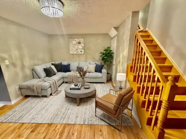 49 Eastway ST, Brampton, ON L6S 6L9