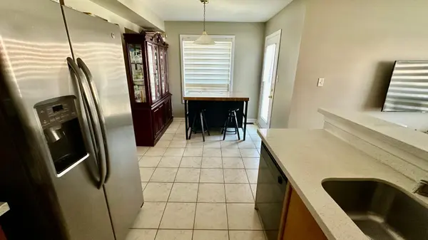 49 Eastway ST, Brampton, ON L6S 6L9