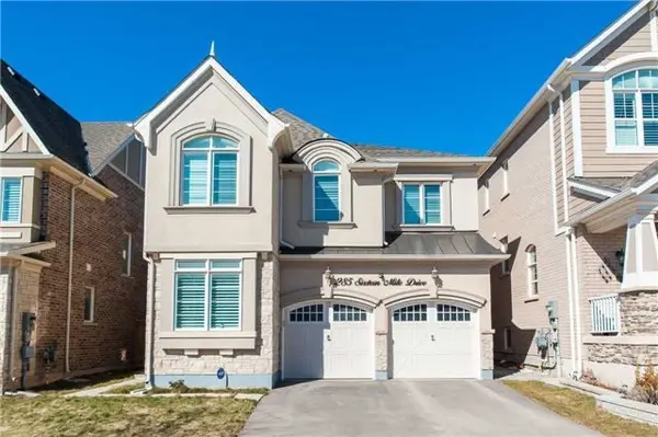285 Sixteen Mile DR, Oakville, ON L6M 0V8