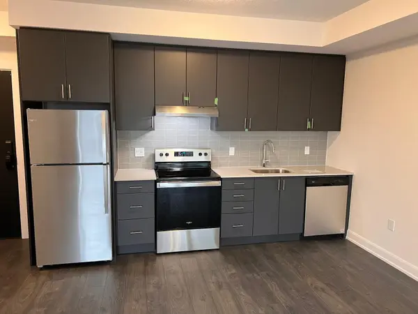 3200 William Coltson AVE E #802, Oakville, ON L6H 7W6