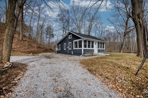 212 Holloway Bay RD, Port Colborne, ON L0S 1R0