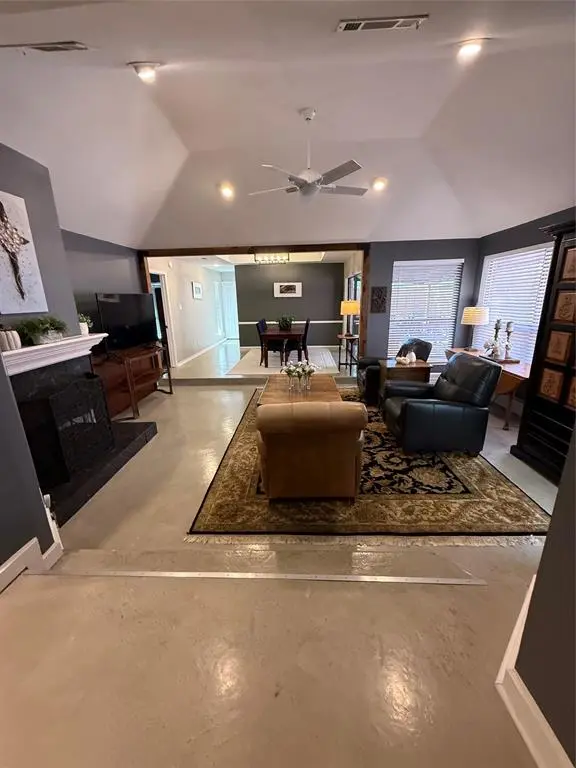 6625 Phoenix Place, Plano, TX 75023