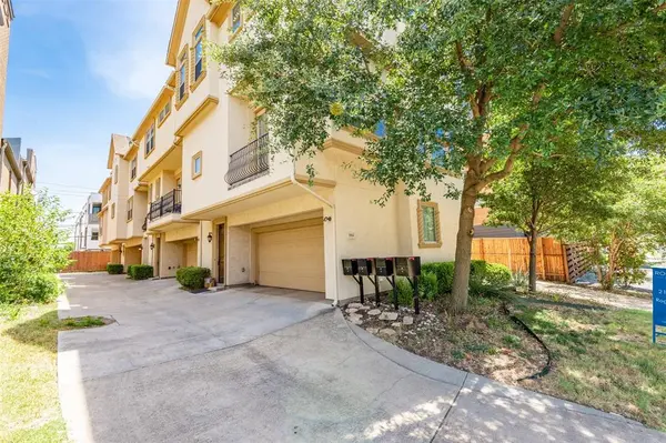 1914 Euclid Avenue #C, Dallas, TX 75206