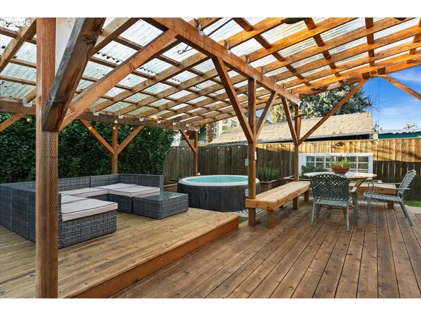 4517 NE 85TH AVE, Portland, OR 97220