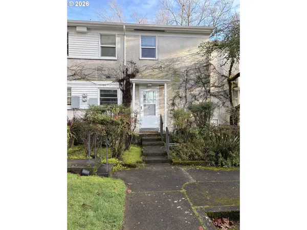 6731 NE BROADWAY ST, Portland, OR 97213