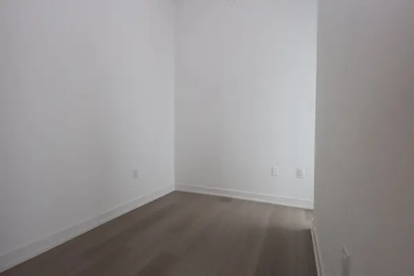 3883 Quartz RD #4310, Mississauga, ON L5B 0M4