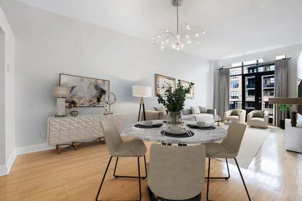 300 Powell AVE #203, Dows Lake - Civic Hospital And Area, ON K1S 5T3