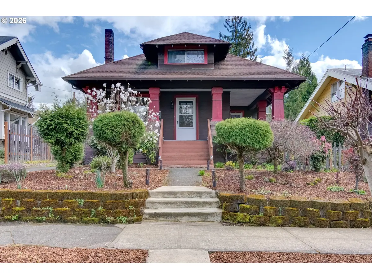 2534 NE 44TH AVE, Portland, OR 97213