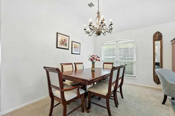 960 CASSION Drive, Lewisville, TX 75067