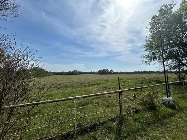 13671 County Road 2143, Kemp, TX 75143