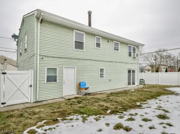 42 Mercer St, Carteret Boro, NJ 07008