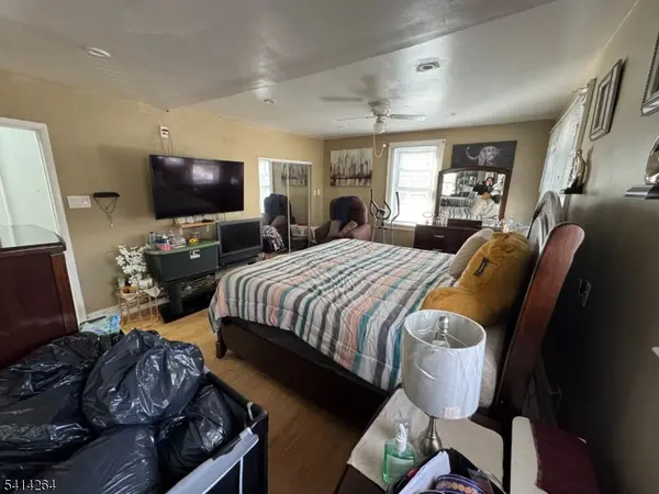 492 Westminster Pl, Lodi Boro, NJ 07644