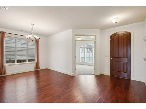 16772 NW STALDER LN, Portland, OR 97229