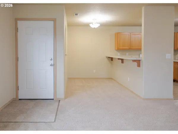 2037 SE HUCKLEBERRY AVE, Warrenton, OR 97146