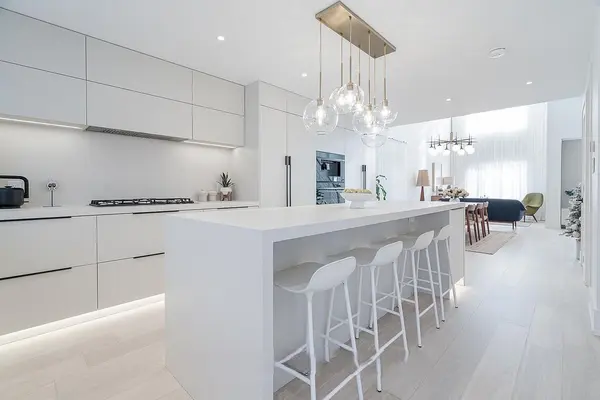 5389 KINDOS ST #Upper/Main, Burlington, ON L7L 7M6