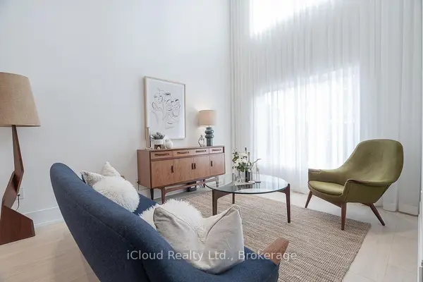 5389 KINDOS ST #Upper/Main, Burlington, ON L7L 7M6