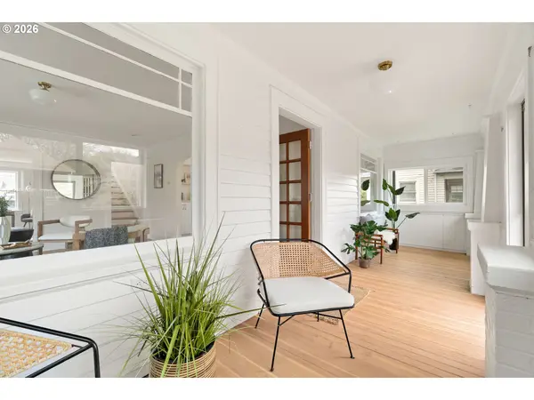 3976 NE 12TH AVE, Portland, OR 97212