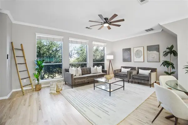 2700 Club Ridge Drive #2, Lewisville, TX 75067