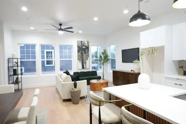 629 N Tyler Street, Dallas, TX 75208