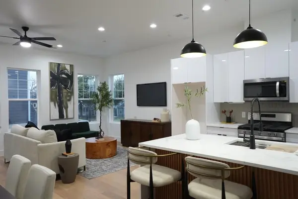 629 N Tyler Street, Dallas, TX 75208