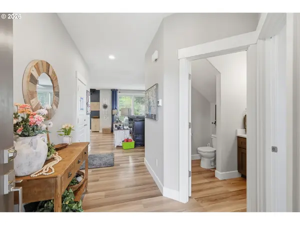 808 Northpoint LOOP, Brownsville, OR 97327