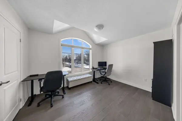 35 Hassard - Short LN, Ajax, ON L1S 0G4