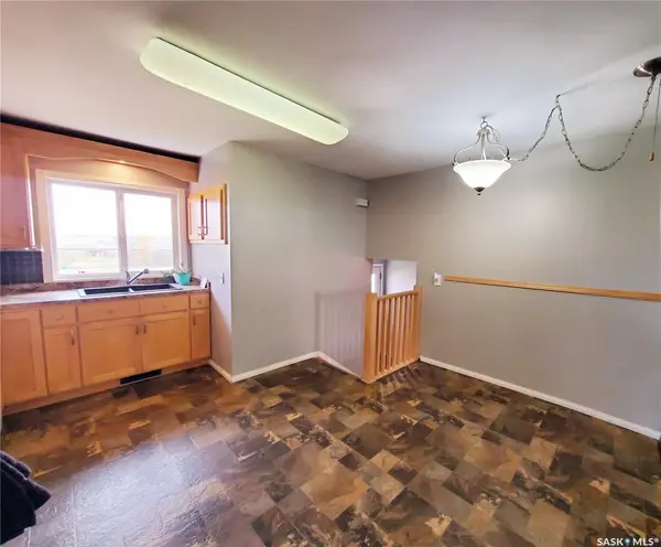 102 Railway AVENUE E, Waldeck, SK S0H 4J0