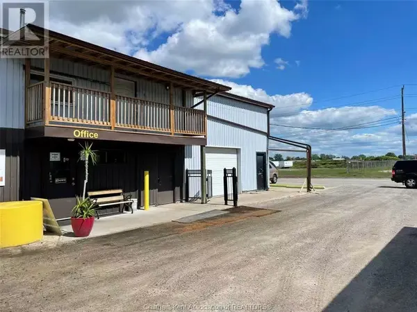 740 Gillard ST, Chatham-kent, ON N8A 4Z5