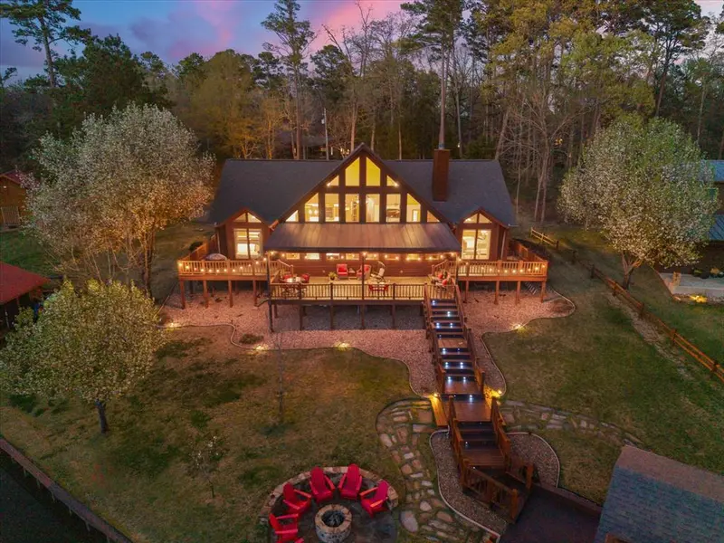 185 King Club Boulevard, Scroggins, TX 75480