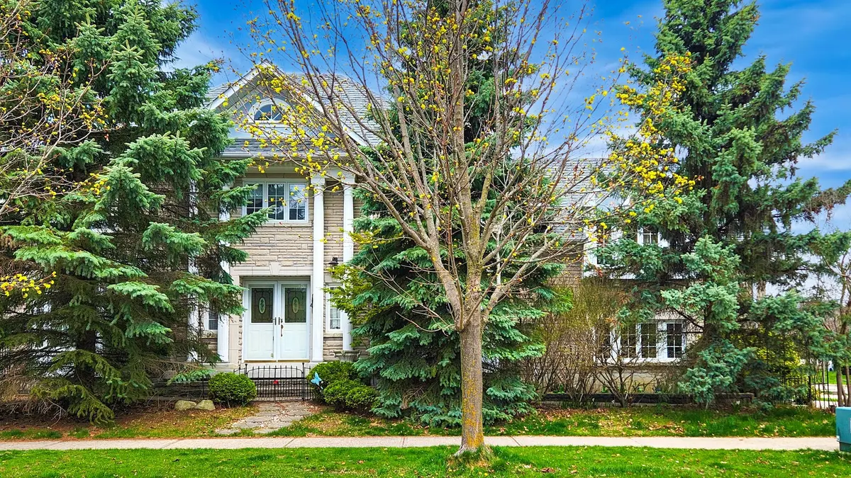 24 Todd RD, Ajax, ON L1T 4C6