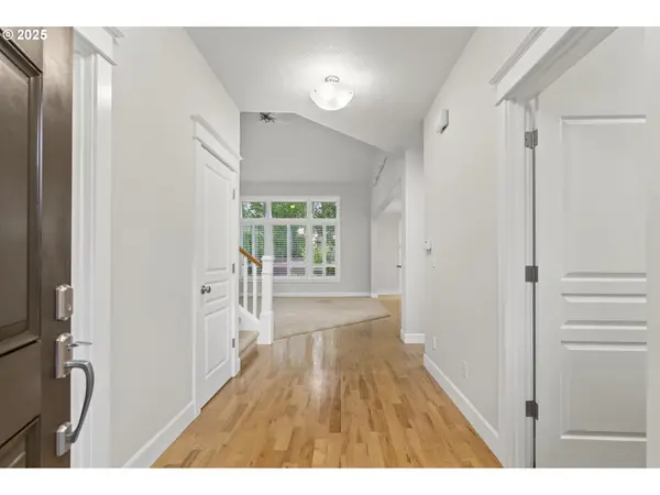 10727 SW NELSON ST, Tualatin, OR 97062