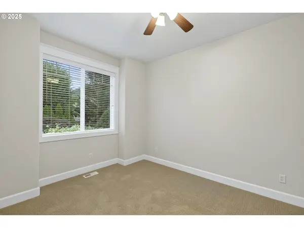 10727 SW NELSON ST, Tualatin, OR 97062