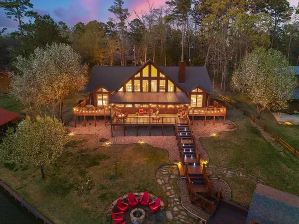 185 King Club Boulevard, Scroggins, TX 75480