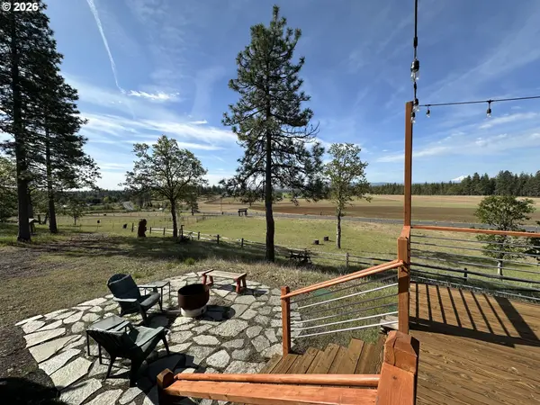 2069 GLENWOOD HWY, Goldendale, WA 98620