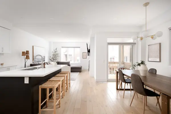 2345 Usman RD, Pickering, ON L1X 0E1