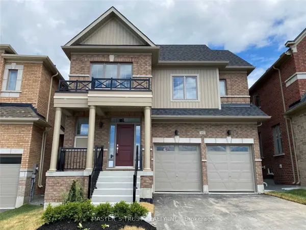 102 Frank Kelly DR, East Gwillimbury, ON L9N 0V3