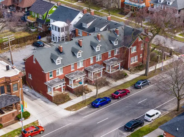 8010 3rd AVE, Detroit City, MI 48202