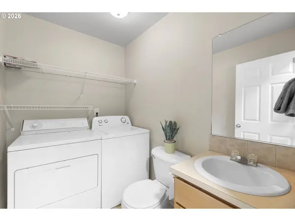 9304 N RICHMOND AVE, Portland, OR 97203