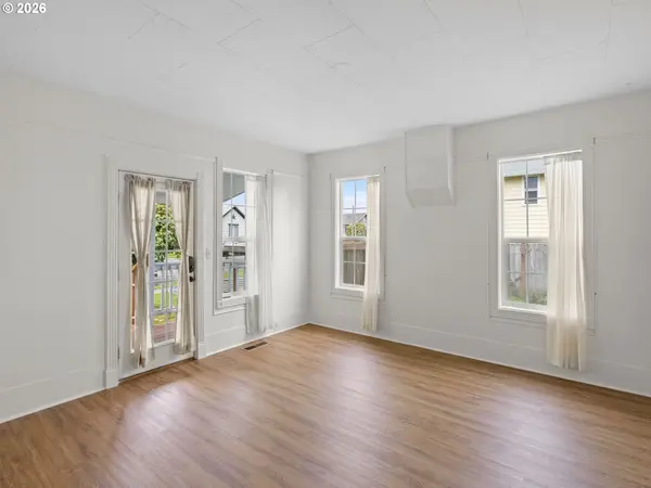 204 S MAIN ST, Newberg, OR 97132