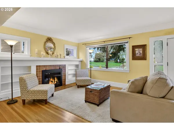 3030 NE 26TH AVE, Portland, OR 97212