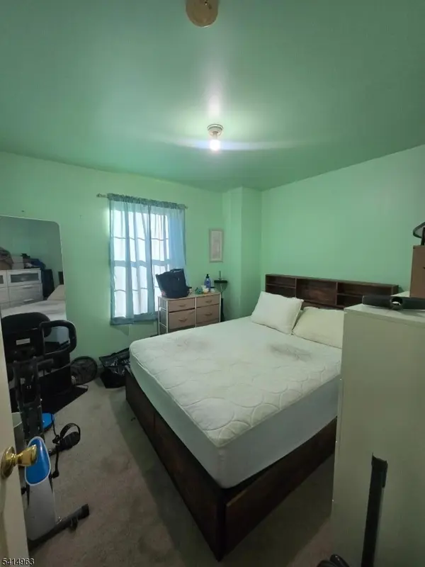 240 Sherman Ave, Newark City, NJ 07114