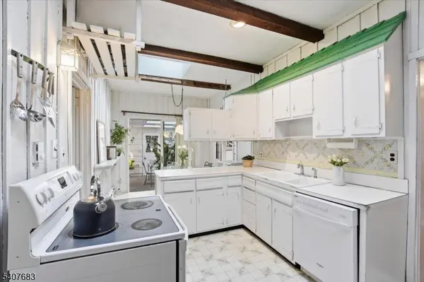 251 Old Turnpike Road, Tewksbury Twp., NJ 07830