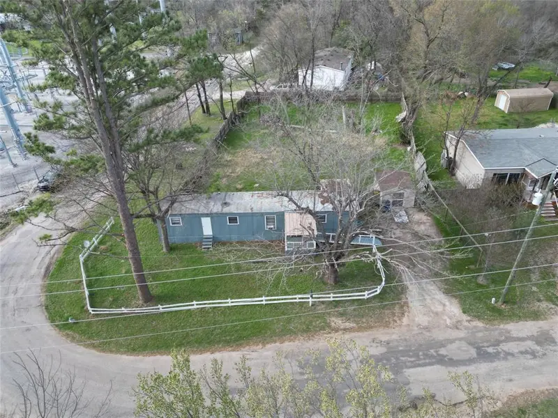 400 E Oak Grove Road, Corsicana, TX 75110