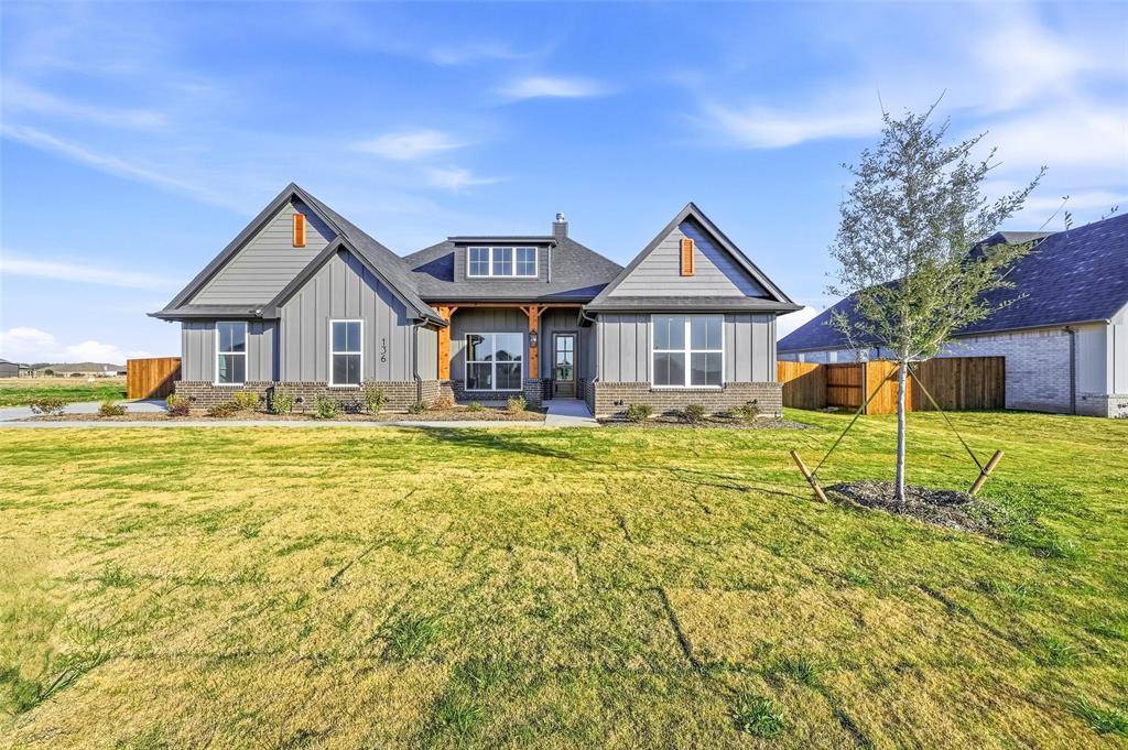 136 Grey Wolf, Godley, TX 76044