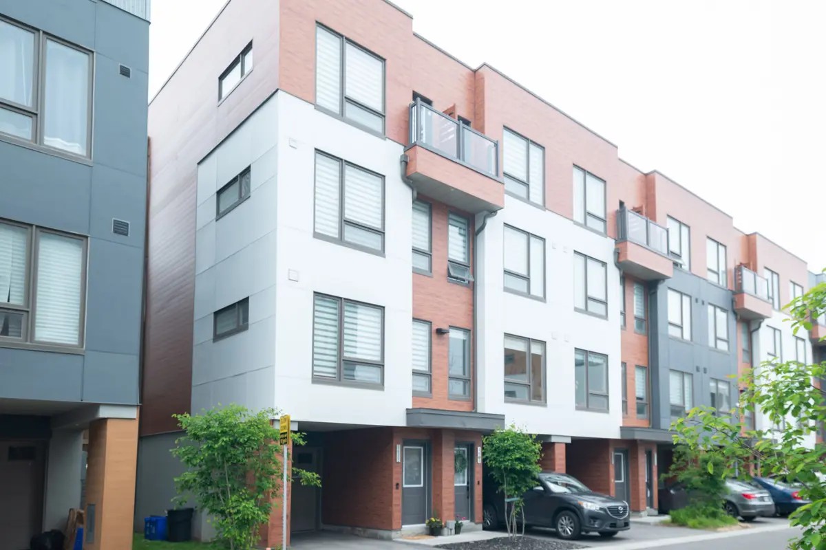 1625 Pleasure Valley PATH N, Oshawa, ON L1G 0E3